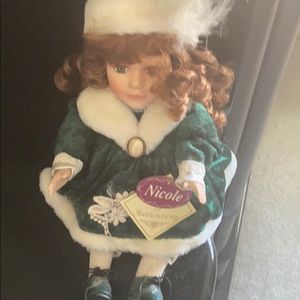Musical doll plays song memories
